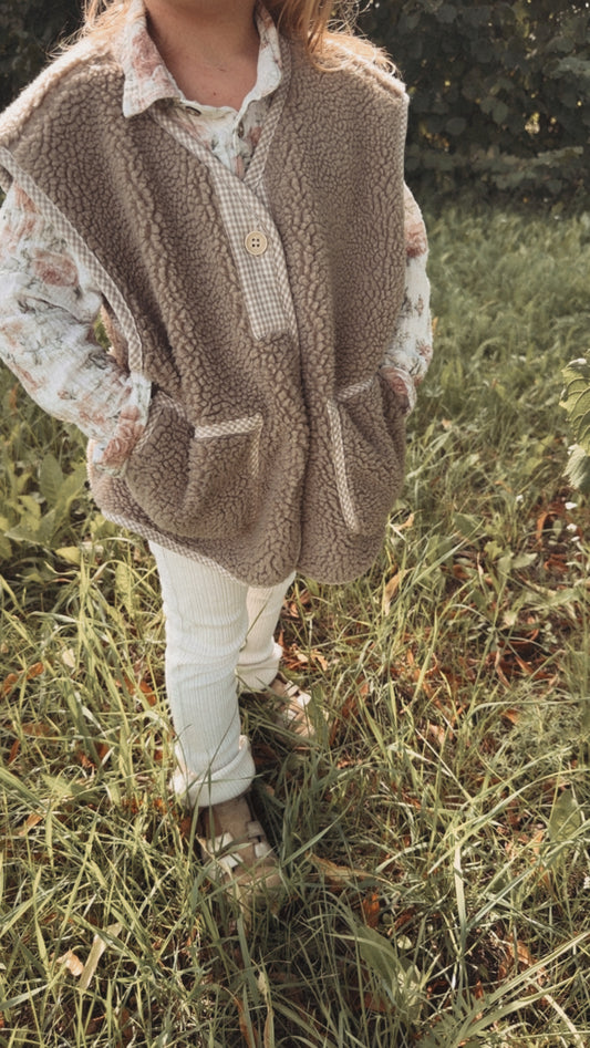 Kinder-Weste „Nordic Sheepy“ | Baumwollfleece | Lammfell-Optik | Unisex