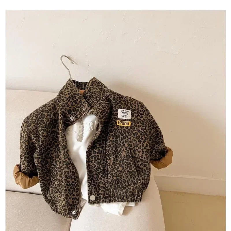 Jacke mit Leopardenmuster